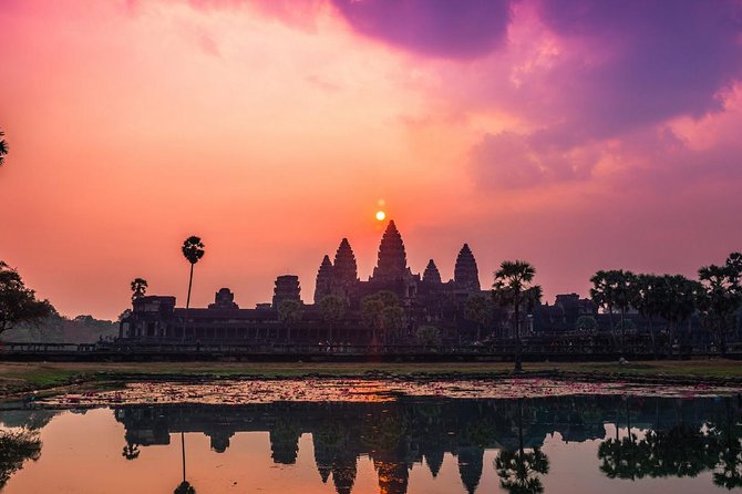 Angkor Sunrise Half-Day Tour with Private Vehicles & Tour Guide - Angkor Wat from dawn through the first two hours