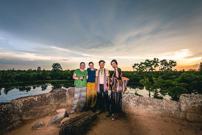 Angkor Sunset & Gondola Ride By Jeep - A slow sunset on the Angkor Thom moat