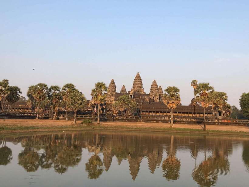 Angkor Temples Highlights Tour: 2 Days with Sunrise - Angkor Wat deserves your full attention