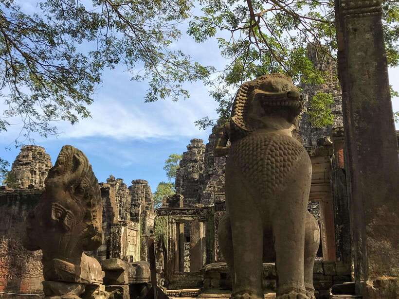 Angkor Temples Highlights Tour: 2 Days with Sunrise - Angkor Thom and Bayon’s stone faces