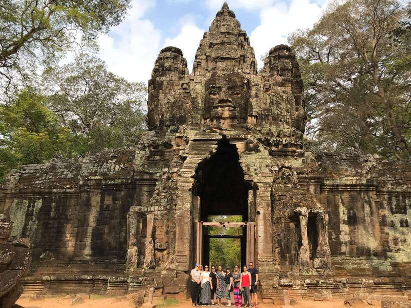 Angkor Temples Highlights Tour: 2 Days with Sunrise - Day two follows the Grand Circuit