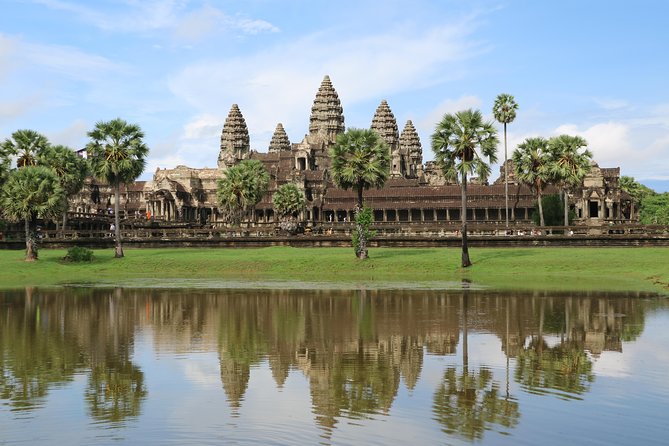 Angkor Temples Private Full-Day Tour from Siem Reap (Free Child) - Bayon’s stone faces and carved daily life
