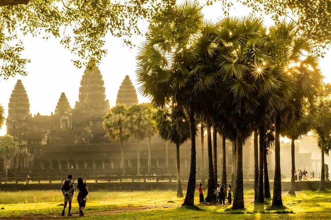 Angkor Thom Ta Prohm and Sunset in Angkor Wat Golden Hour Tour - Key points at a glance