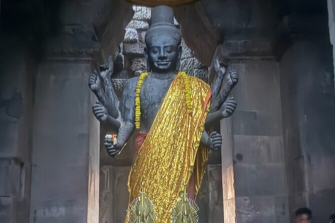 Angkor Wat 1-Day Exploration by Remok or Tuk Tuk - Entering Angkor Wat and its grand architecture