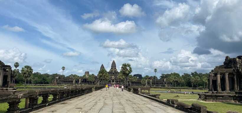 Angkor Wat : 2-Day Private Tours For Family - Transport, Guide Service, and Small Comforts