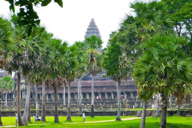 Angkor Wat 2 Days and a Half Temples & Tonle Sap-Small Group Tour - Who will get the most from this tour