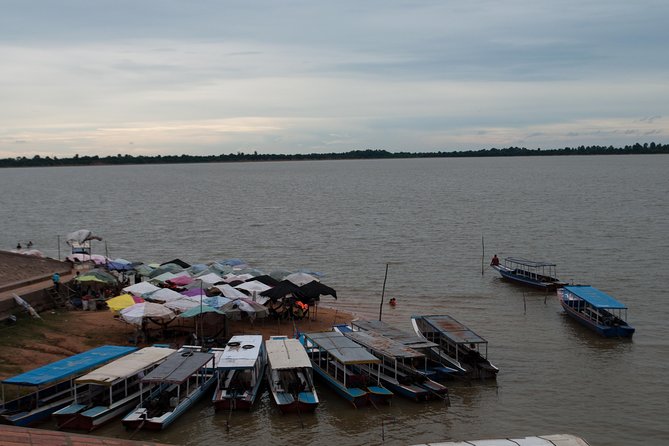 Angkor Wat -2Days Tour Package in Siem Reap, Cambodia - Kampong Phluk by boat
