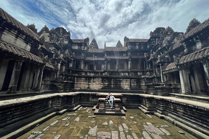 Angkor Wat Bike Tour with Lunch Included - Ta Prohm and the famous tree roots
