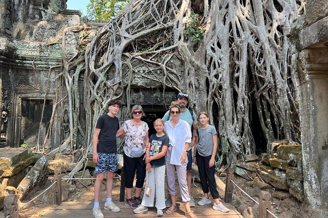 Angkor Wat Bike Tour with Lunch Included - What the $40 price really covers