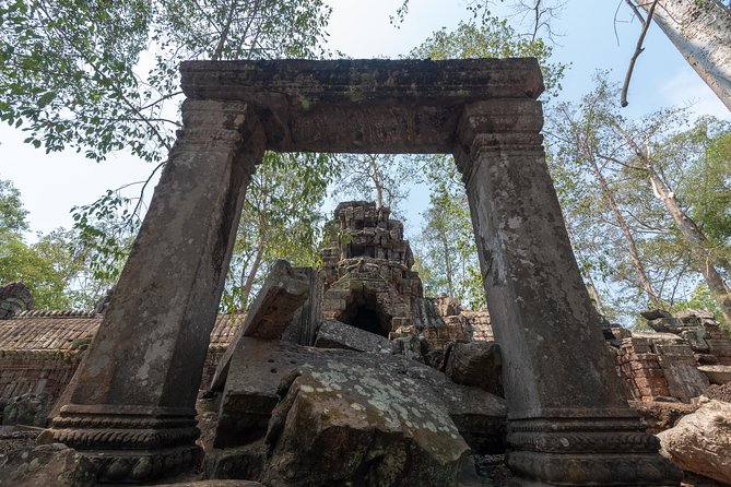 Angkor Wat by Vintage Jeep – Private Tour - What the private guide and driver add