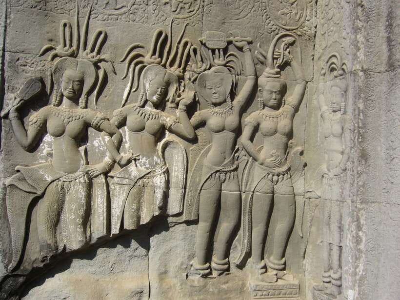 Angkor Wat Full-Day Private Tour with Sunrise - Watching sunrise at Angkor Wat