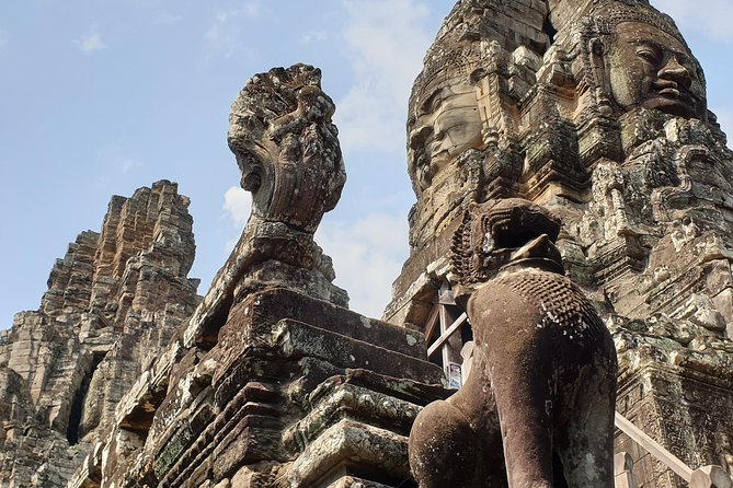 Angkor Wat Full Day Tour in Siem Reap Small-Group - Lunch is simple, optional, and not included