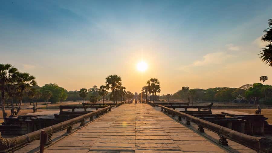 Angkor Wat Guided Joint-in Tour - The early pickup and ride to Angkor