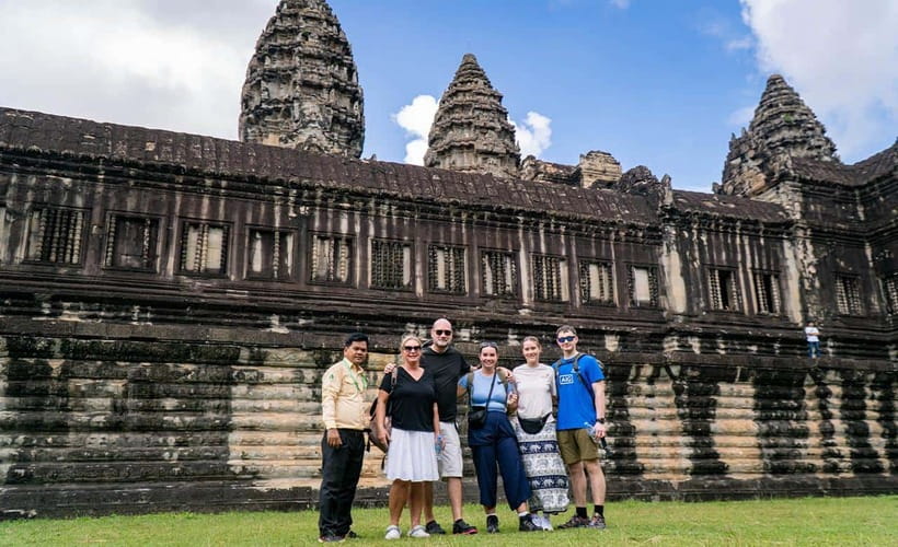 Angkor Wat: Guided Vespa Tour / Tuk Tuk or Car - Who will enjoy this tour most