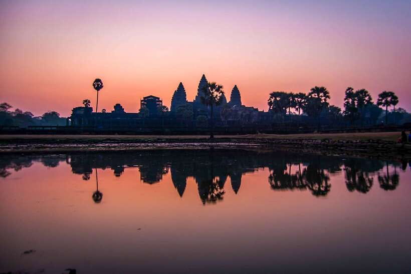 Angkor Wat: Highlights and Sunrise Guided Tour - Key points to know before booking