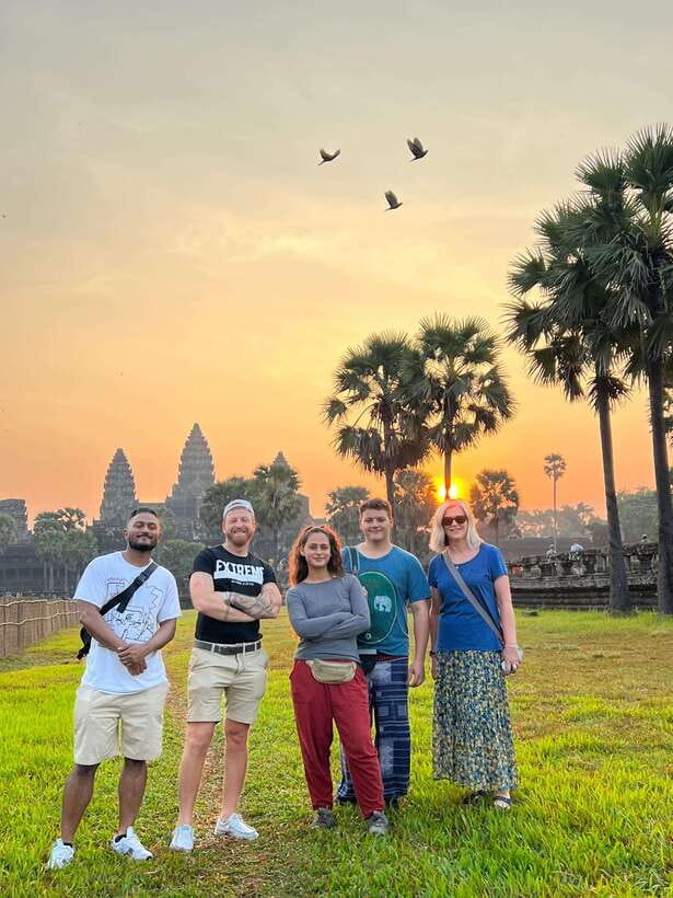 Angkor Wat: Highlights and Sunrise with Spanish Guide - Ta Prohm and the Power of the Jungle