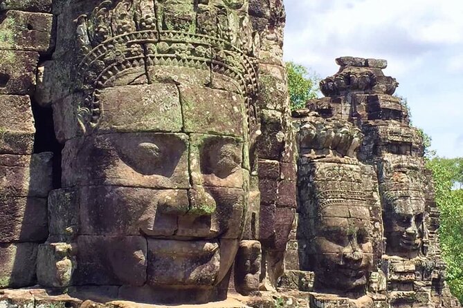 Angkor Wat one Day Private Tour for All Highlight Angkor Temples - Two hours at Angkor Wat