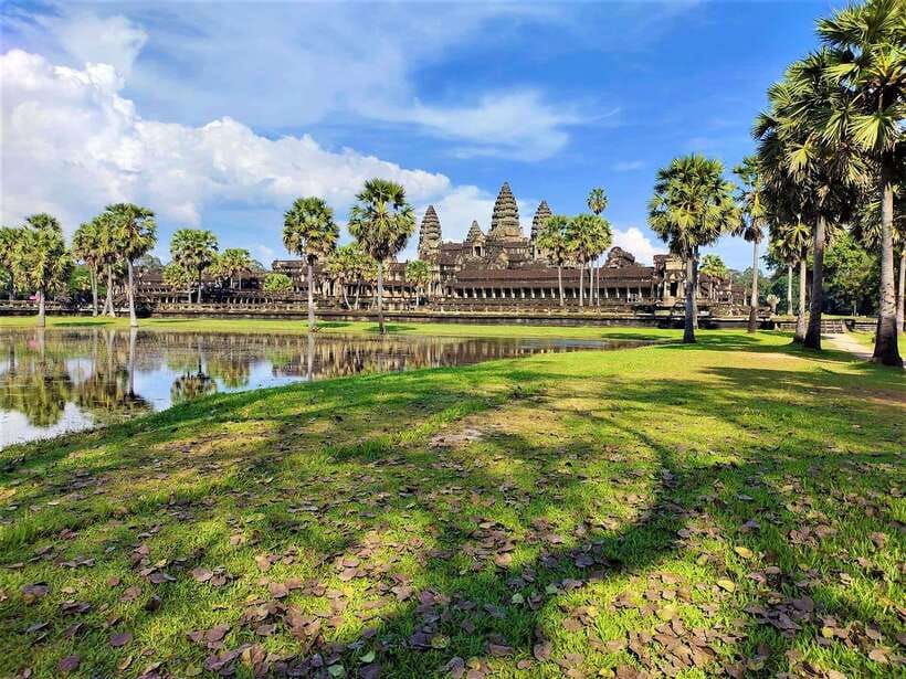 Angkor Wat one Day Private Tour for All Highlight Temples - Two hours inside Angkor Wat