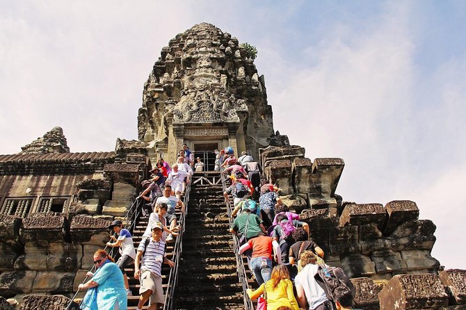 Angkor Wat Private Day Tour from Siem Reap - Angkor Thom and the South Gate