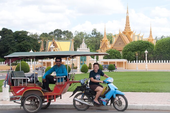 Angkor Wat Private Tour by Tuk-Tuk with English Speaking Driver - Angkor Wat deserves your first long stop