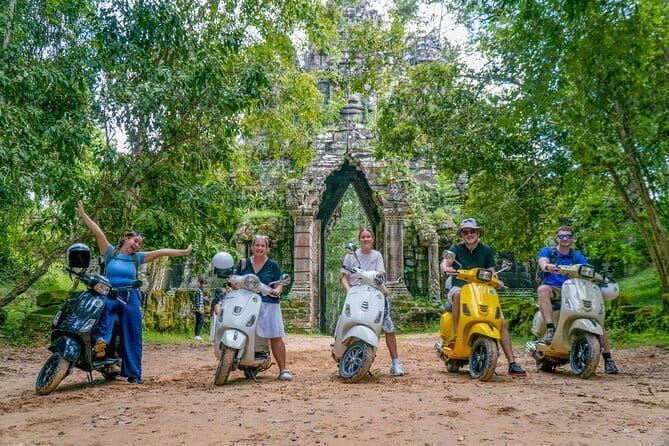Angkor Wat Private Tour with Sunset Watching - What the $29 price really buys you