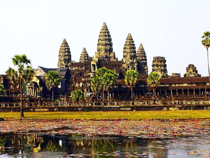 Angkor Wat Private Tuk Tuk Tour from Siem Reap - Pre Rup and the Change of Pace