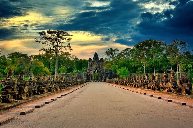 Angkor Wat Private Tuk-Tuk Tour (sunrise Option) & more - Angkor Wat, three hours with the great centerpiece