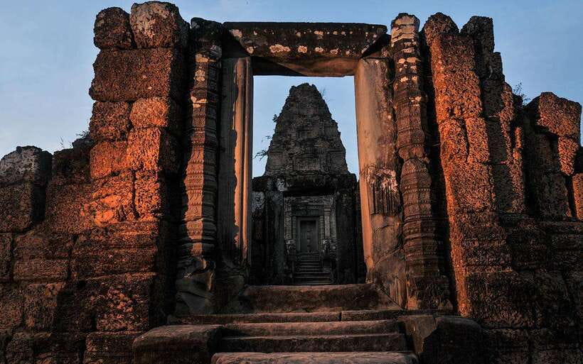 Angkor Wat Small Circle Private Car Tour in Siem Reap - Ta Prohm and the Appeal of Rougher Ruins