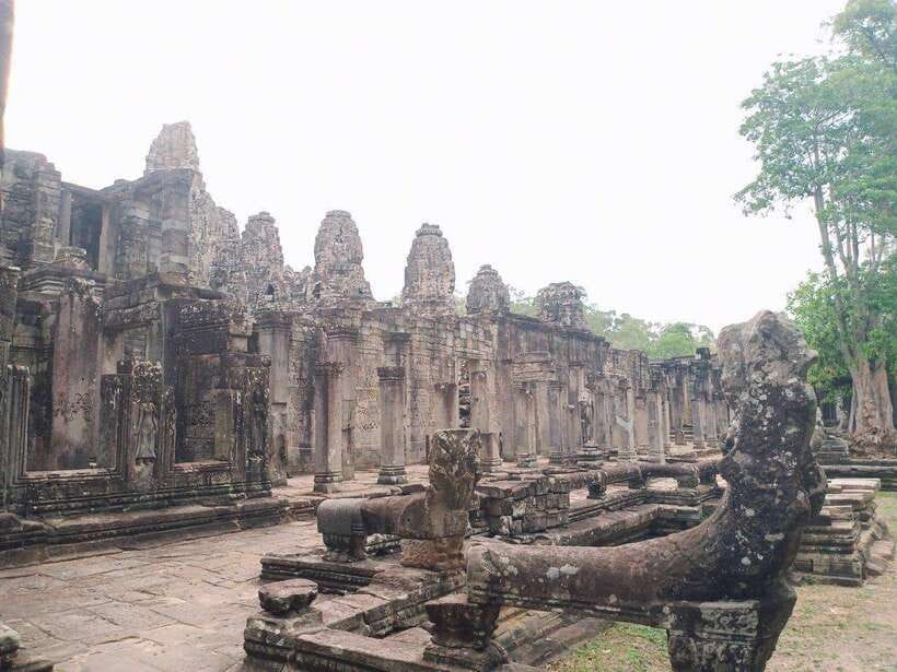 Angkor Wat, Small Circuit Private Tour with Banteay Srei - Ta Prohm: roots, ruins, and movie fame
