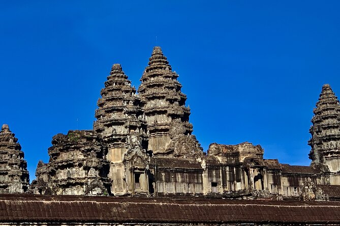Angkor Wat Small Circuit & Sunset Tour - Bayon and the final sunset views