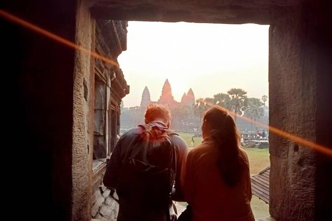 Angkor Wat Sunrise & 3 Main Temples with Breakfast – Small Group - Key points to know before booking