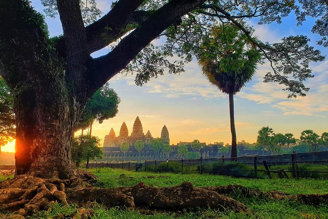Angkor Wat Sunrise & All Highlight Angkor Temple Private Day Tour - A 4:30 a.m. start for Angkor Wat sunrise