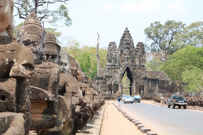 Angkor Wat Sunrise and Tonle Sap Lake 1.5 Days - Terraces and the royal scale of Angkor Thom