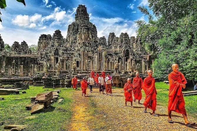 Angkor Wat Sunrise: Exclusive Private Tour! - A long day made easier by private transport