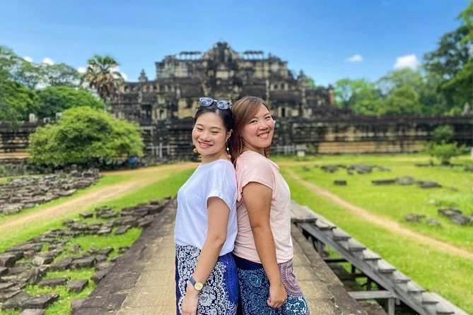 Angkor Wat Sunrise Experience with Breakfast - Air-Conditioned Transport And Small-Group Comfort