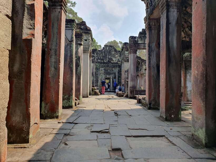 Angkor Wat Sunrise Main Temples Tour(Included Breakfast) - Key points to know before booking