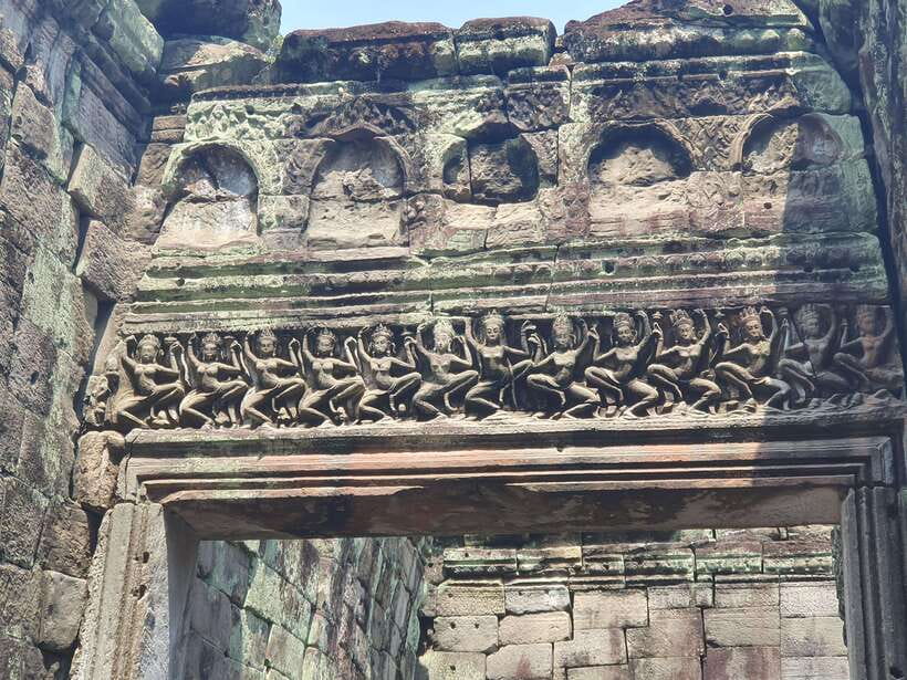 Angkor Wat Sunrise Main Temples Tour(Included Breakfast) - Sunrise at Angkor Wat
