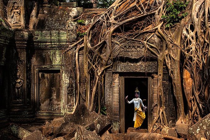 Angkor Wat: Sunrise or Sunset Tours with Tuk Tuk - The tuk-tuk ride is part of the experience