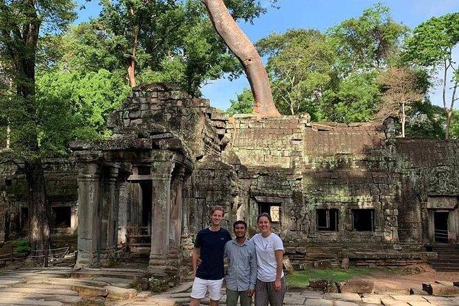 Angkor Wat: Sunrise or Sunset Tours with Tuk Tuk - Pickup, timing, and the details to confirm