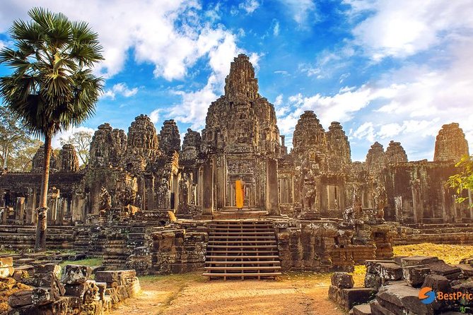 Angkor Wat: Sunrise or Sunset Tours with Tuk Tuk - Sunrise at Angkor Wat, the right way to judge it