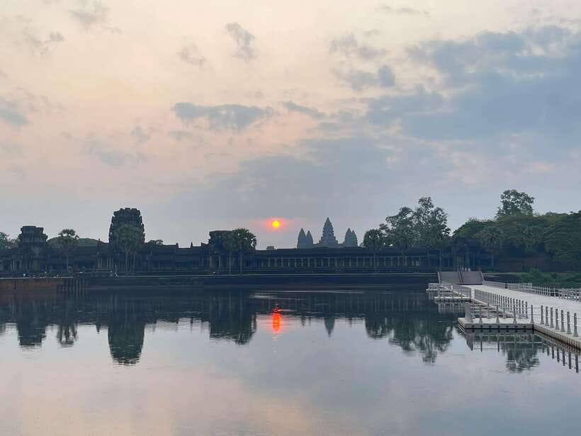 Angkor Wat Sunrise Private Full Day Tour - Who should choose this sunrise tour?