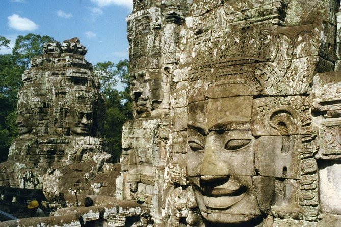 Angkor Wat Sunrise/Set Offbeat Tour by Jeep - Watching Angkor Wat Rise With the Sun