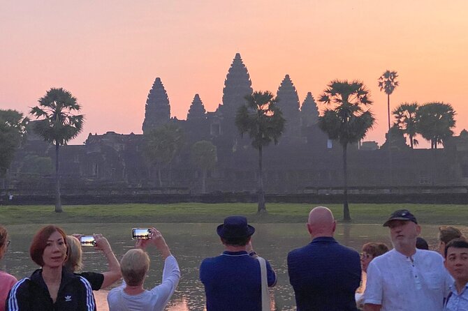 Angkor Wat Sunrise Shared Tour with Guide and Bus - Key points to know before booking