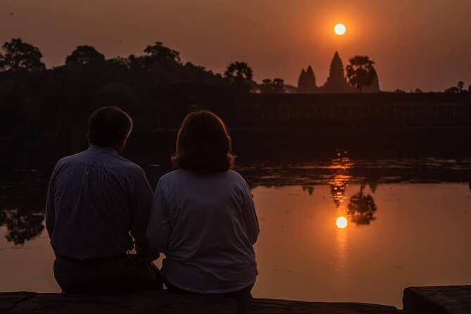 Angkor Wat Sunrise Small Group Tour With Breakfast - What the $23 price really covers