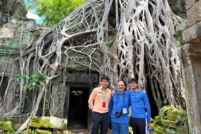 Angkor Wat Sunrise Tour By E-Bike Experience With Breakfast Included - Who should book this early-morning route