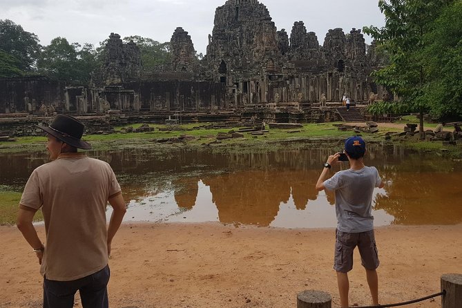 Angkor Wat Sunrise tour with Small - Group With Tour Guided - Guide quality and the value of explanation