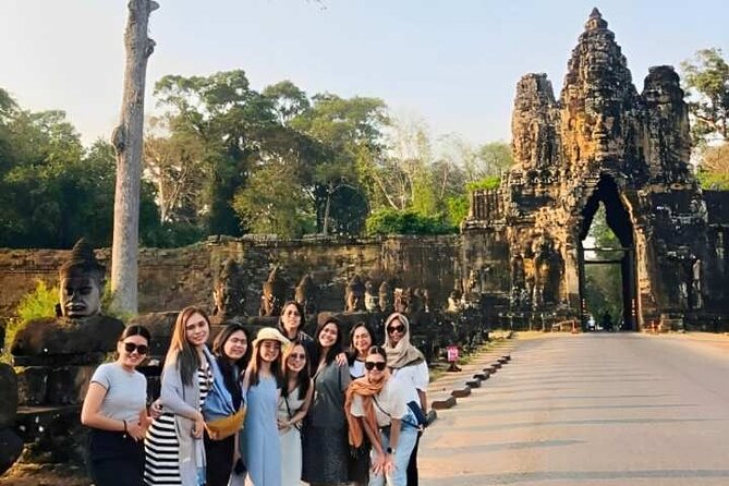 Angkor Wat Sunset Small Group Tour with Lunch Included - Lunch Beside Srah Srang