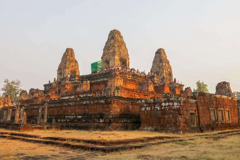 Angkor Wat Sunset Tour - What to wear and carry for the long day