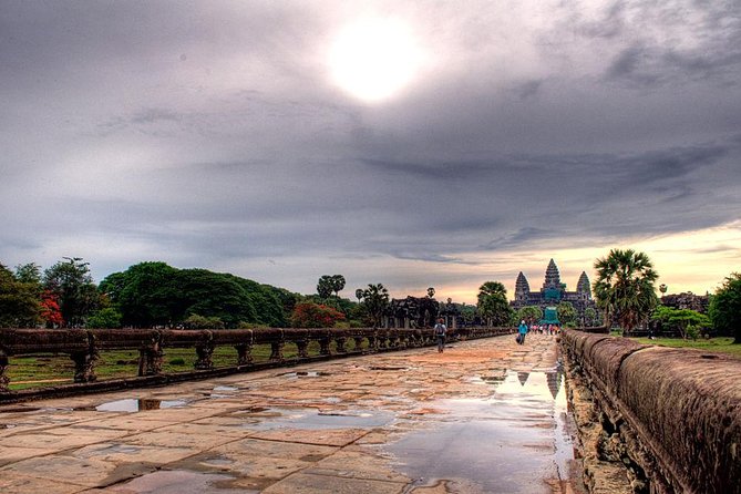 Angkor Wat Sunset Tour - Ta Prohm: where jungle and stone share the frame