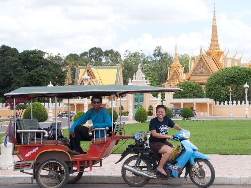 Angkor Wat Tour by Tuk-Tuk with English Speaking Driver - Angkor Wat begins the temple story